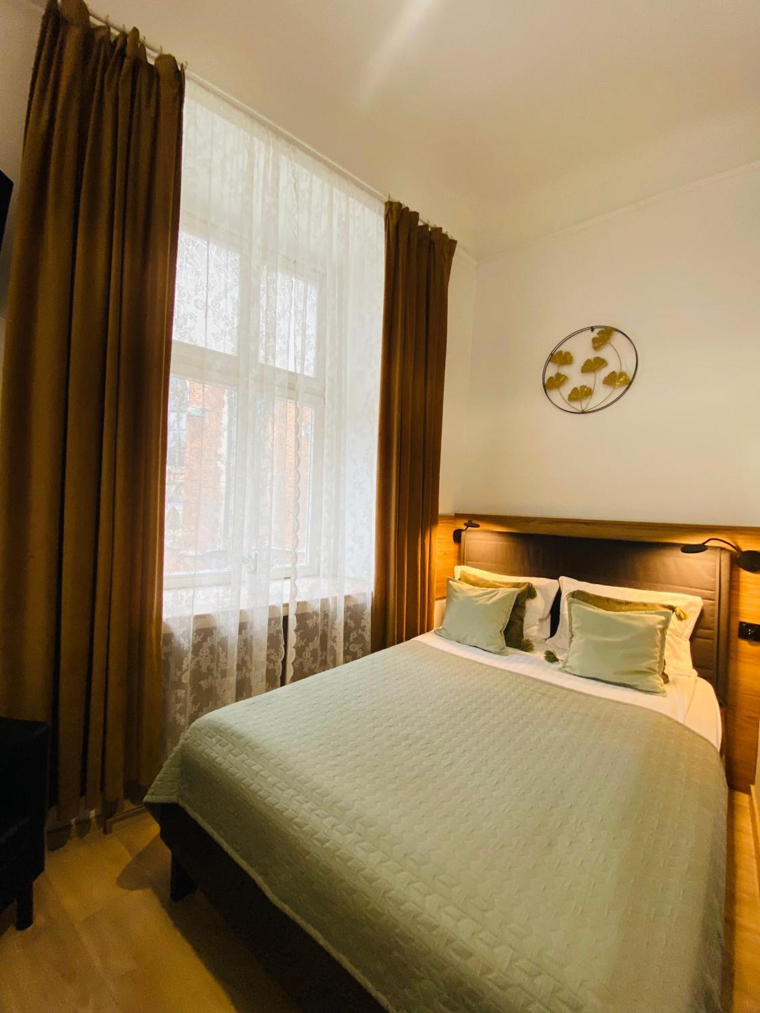 Krakow Apartments & Rooms Buitenkant foto
