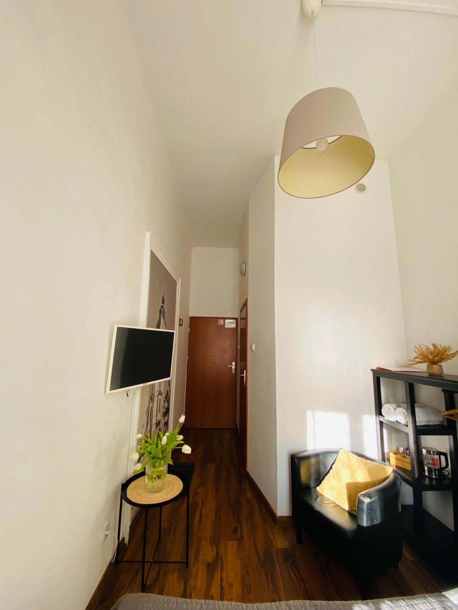 Krakow Apartments & Rooms Buitenkant foto
