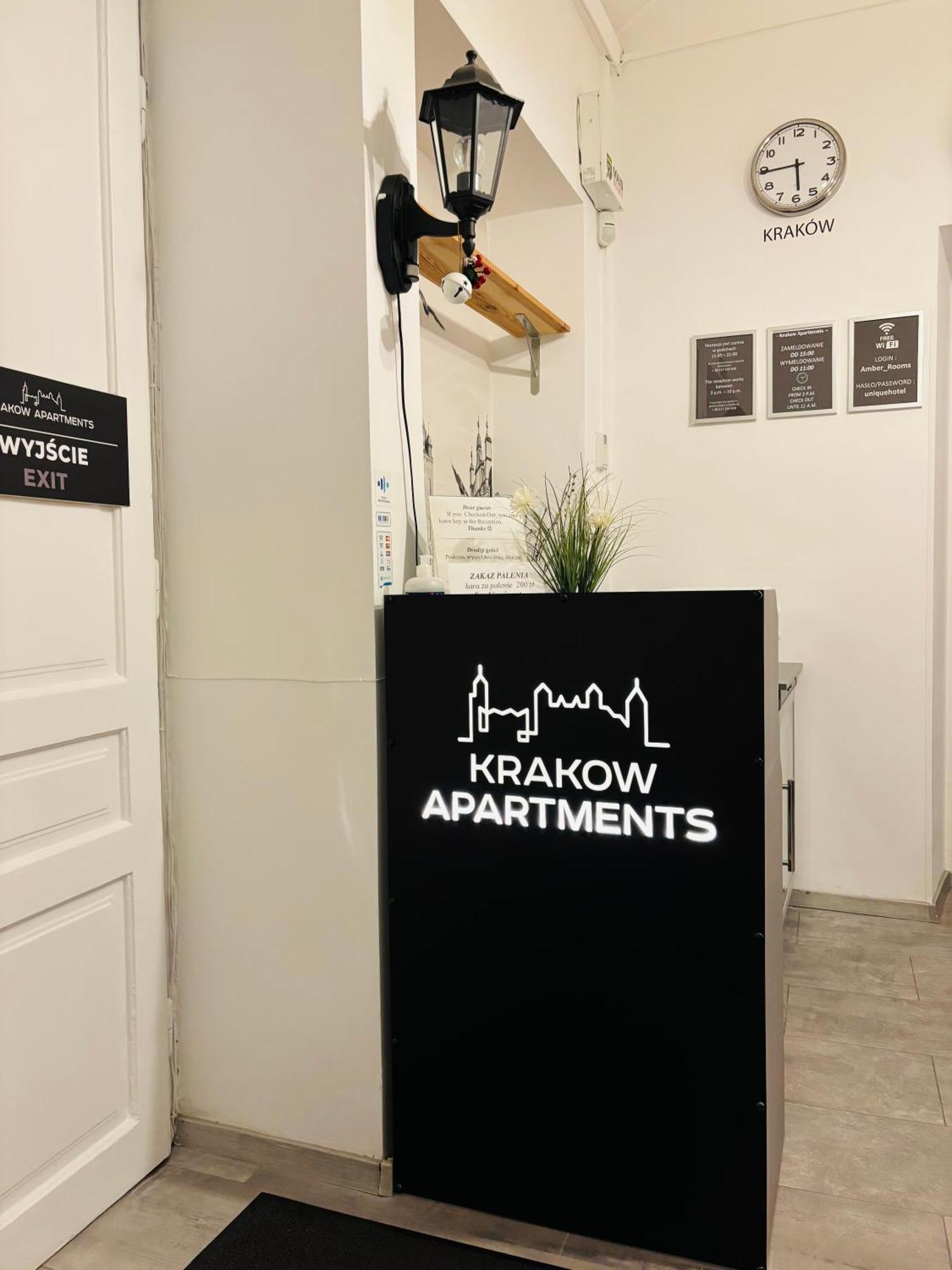 Krakow Apartments & Rooms Buitenkant foto